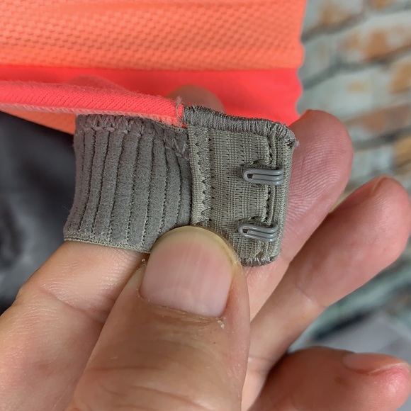 VSX Sport racer back orange sports bra size 32C - Picture 5 of 8